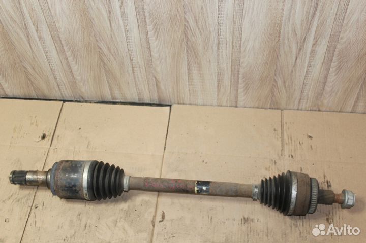 Задний правый привод Mercedes ML-Class W163 ML320