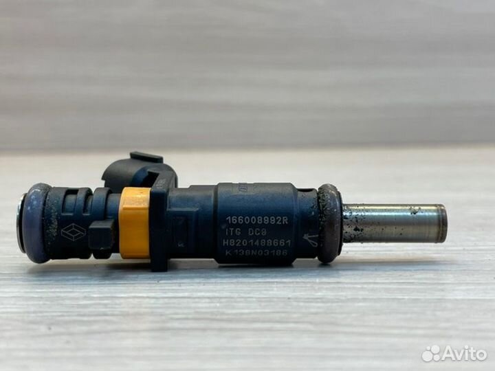 Форсунка топливная LADA X-Ray Cross