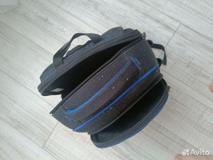 Портфель школьный