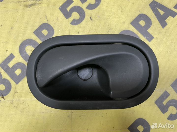 Ручка задняя левая внутренняя Renault Megane 2