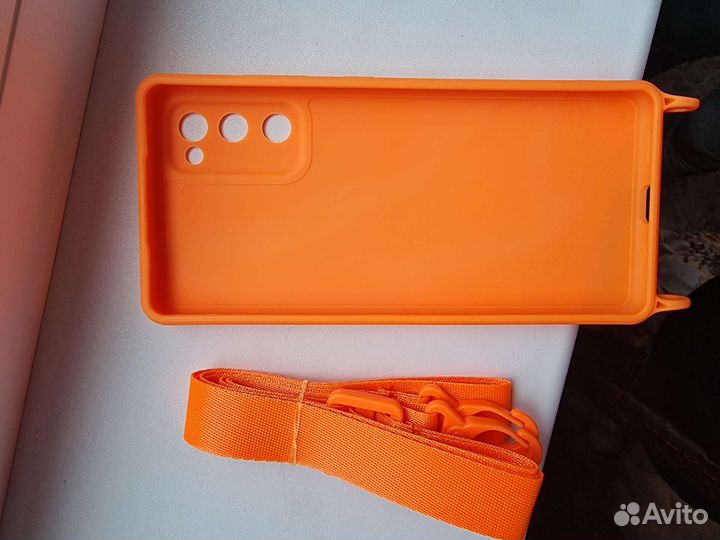 Чехол на samsung S20 FE со шнурком