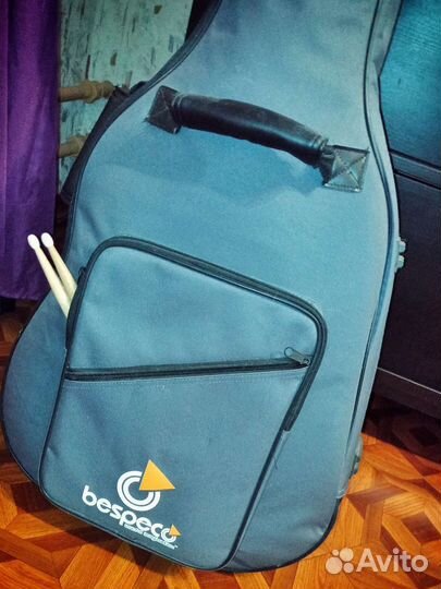 Утеплённый чехол для акустической гитары Bespeco