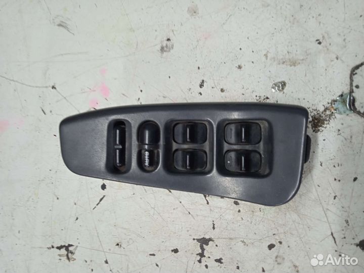 Блок управления стеклоподъёмниками Nissan Sunny