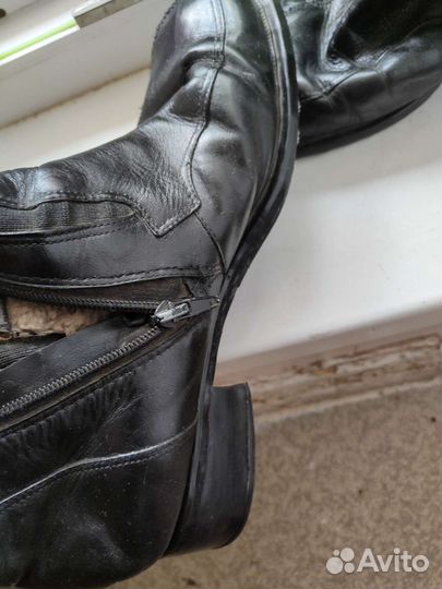 Продаю или меняю Ботинки женские 39 размер