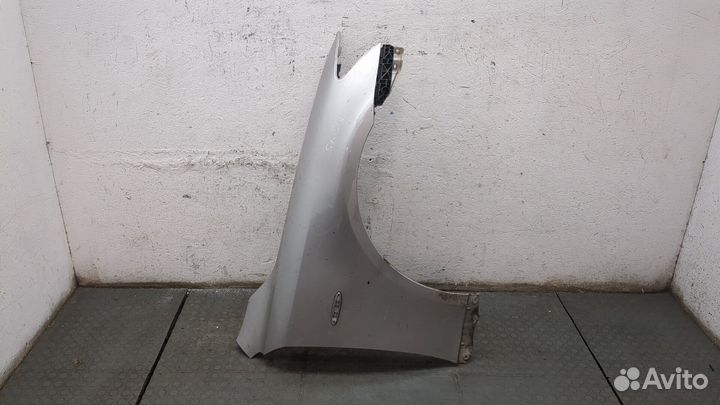 Крыло Lexus IS, 2006