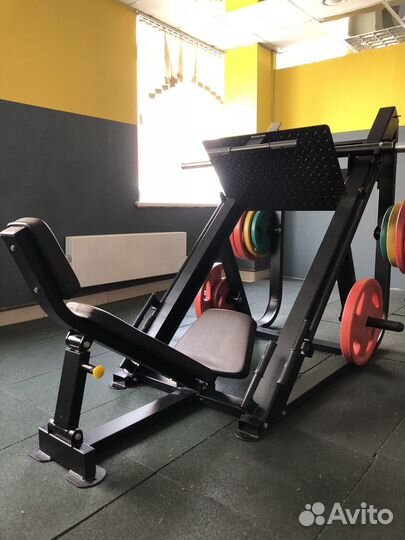 Жим ногами горизонтальный и пр. тренажёры