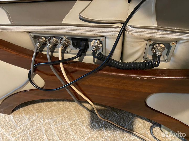 Массажная кровать