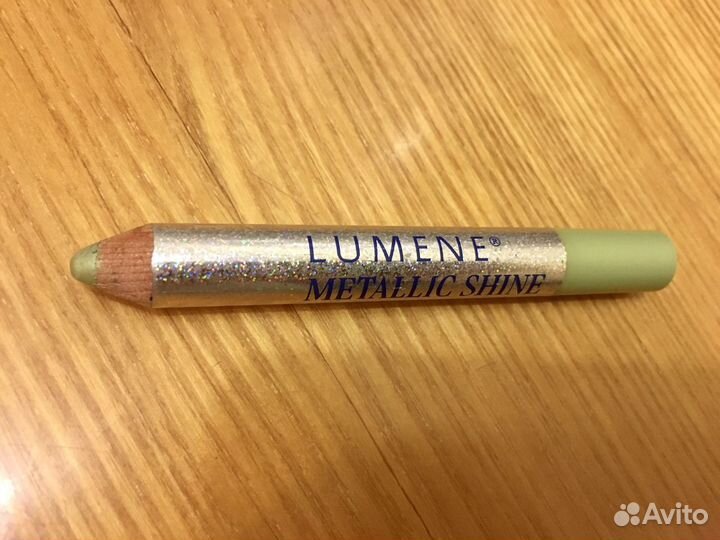 Карандаш для век Lumene Metallic Shine
