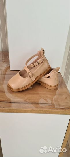 Туфли для девочки 29-30 размер