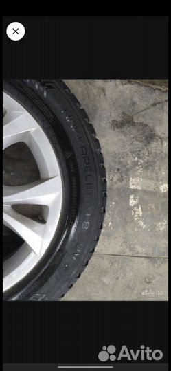 R17 Nokian Tyres Hakkapeliitta 8 SUV 235/55, PCD 5x105 DIA 14