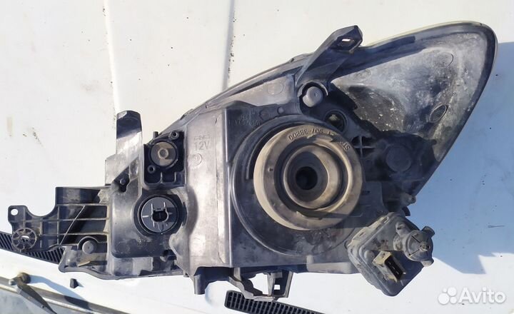 Фара правая Lancer 9 оригинал