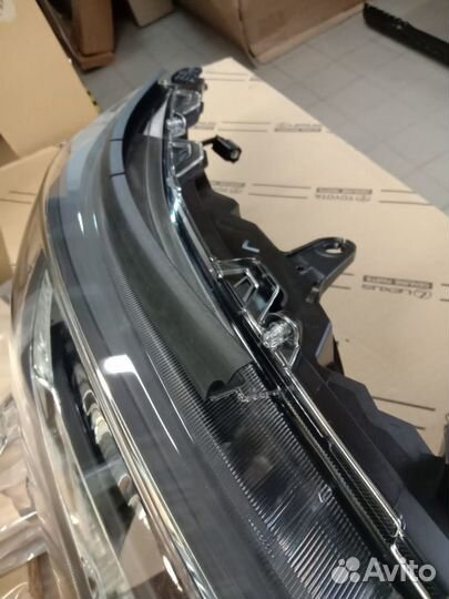 Фара правая Тойота RAV 2021