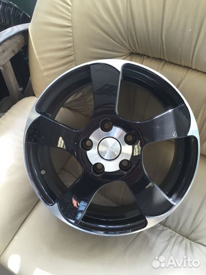 Диск 16x6.5 скад 5*114.3 Ет45 60.1 Акула Алмаз