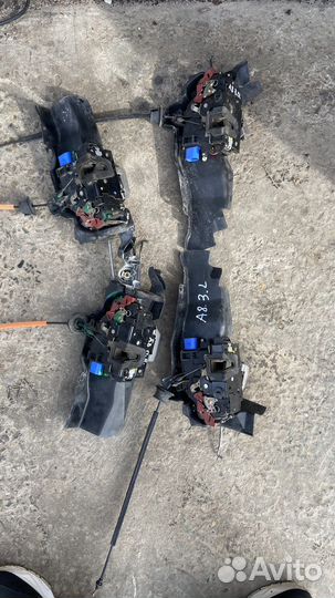 Замок двери Audi A8 D3