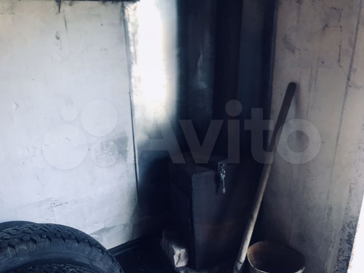Гараж, > 30 м²