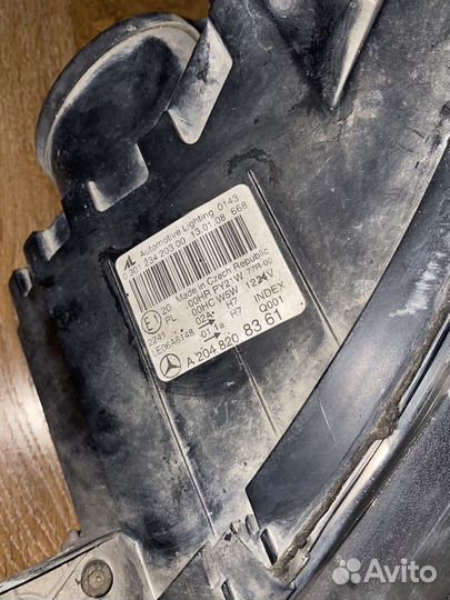 Левая фара mercedes w204