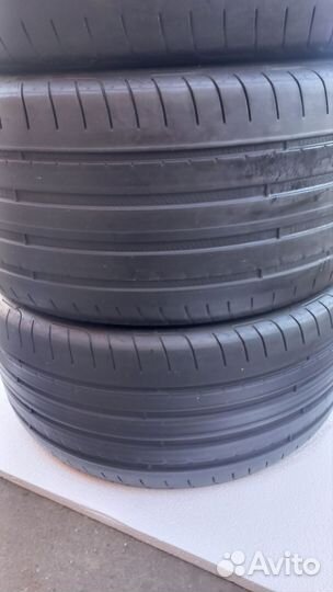 Goodyear Eagle F1 Asymmetric 3 245/45 R19 и 275/40 R19 98Y