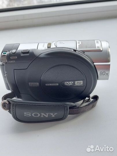 Камера Sony DSR-dvd408e