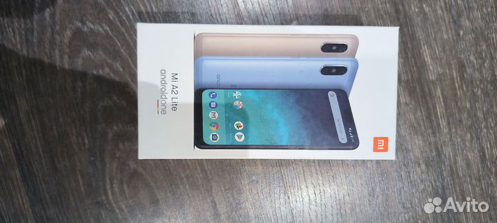 Xiaomi Mi A2 Lite Android One, 3/32 ГБ
