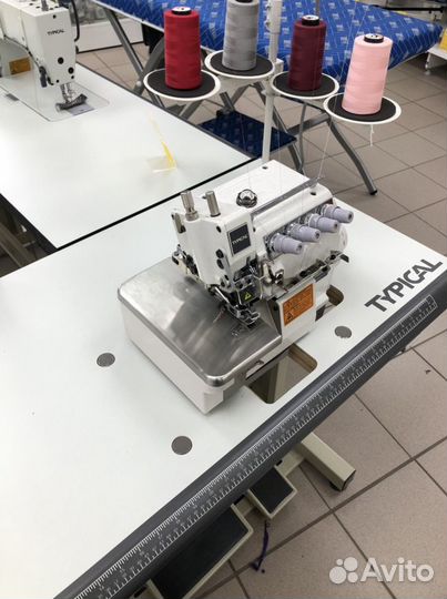 Оверлок Typical 4-x ниточный комплект