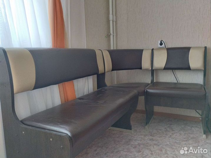 Кухонный уголок