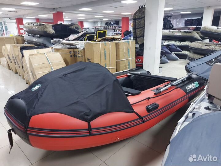 Лодка пвх Gladiator E 380 PRO