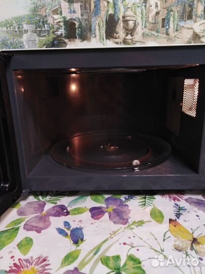 Микроволновая печь бу LG