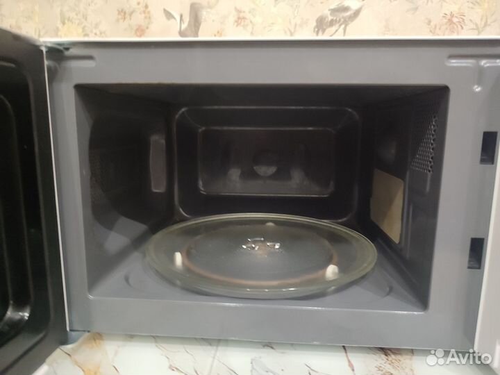 Микроволновая печь