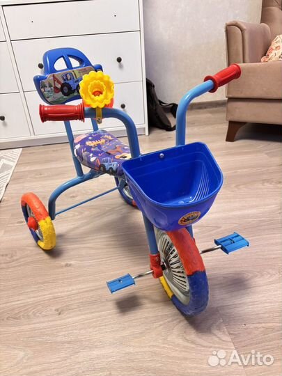 Трехколесный велосипед