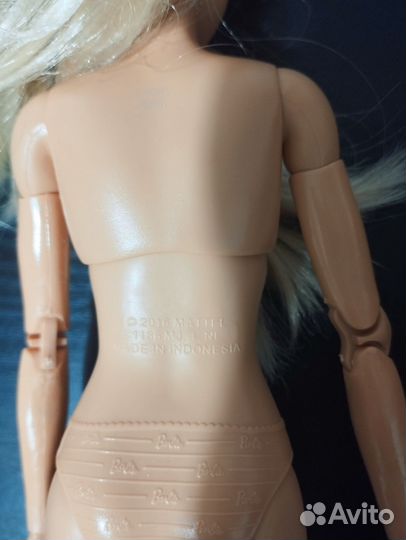 Кукла Барби безграничные движения