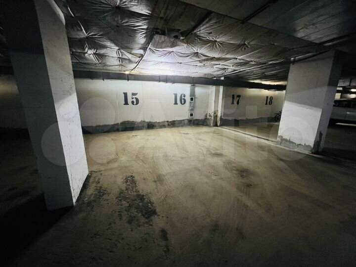 Машиноместо, 16 м²