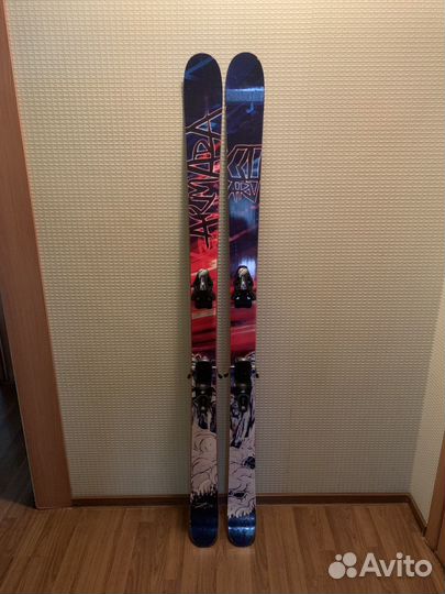 Горные лыжи Armada ARV 175 с креплениями