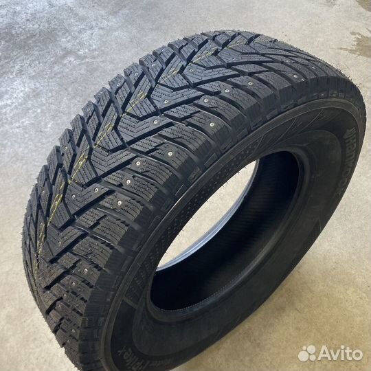 Hankook Winter i'Pike X W429A 255/50 R19 107