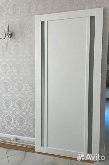 Роликовая дверь