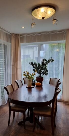 Дом 134,5 м² на участке 6,3 сот.