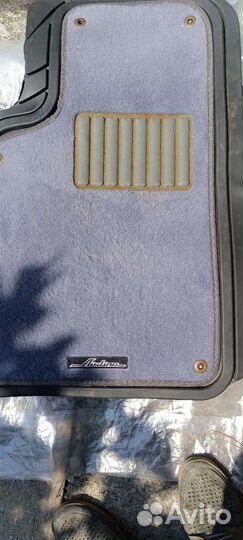 Комплект ковриков