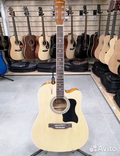 Акустическая гитара