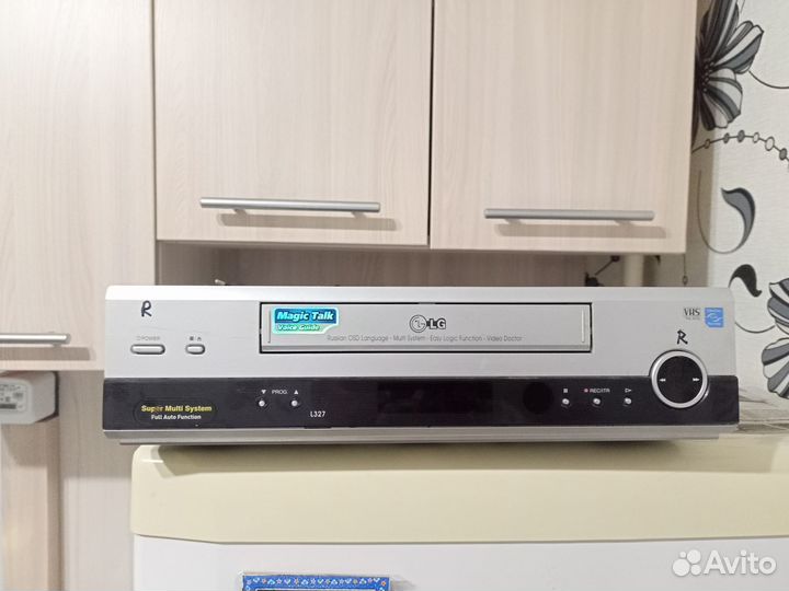 Видеомагнитофон Sony