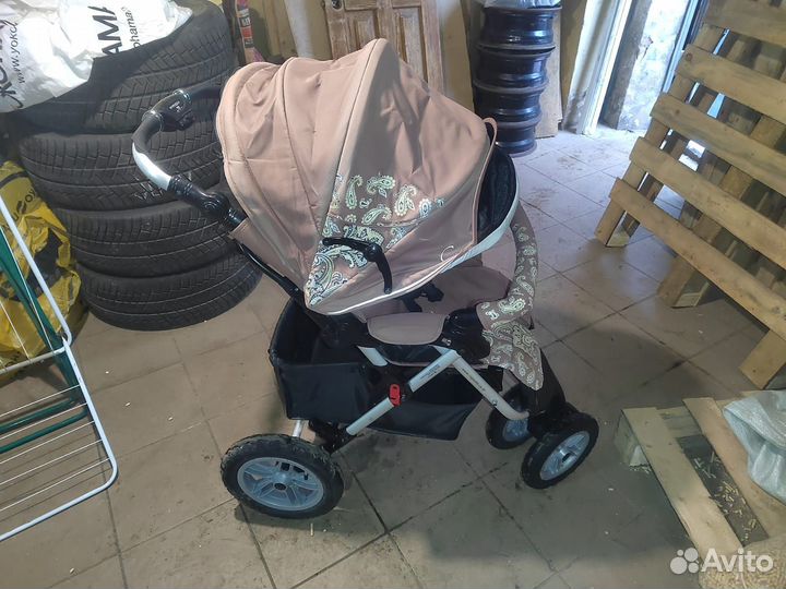 Прогулочная коляска yoya