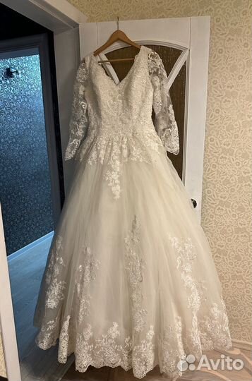 Свадебное платье