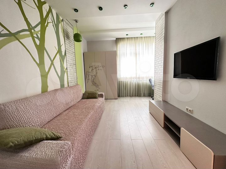 3-к. квартира, 93 м², 13/18 эт.