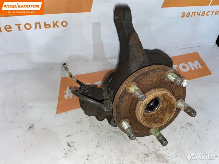 Кулак передний правый Mazda 3 BK 2004 BR5S33021