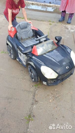 Детский электромобиль бу