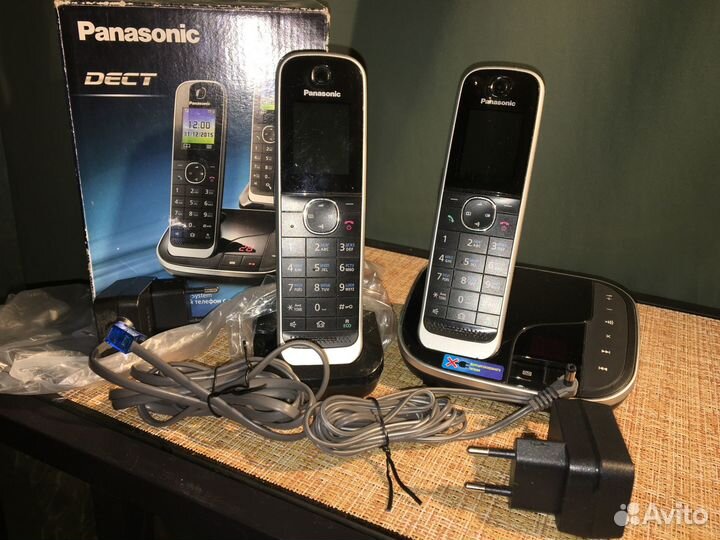 Цифровой беспроводной телефон с автоответчиком Pan