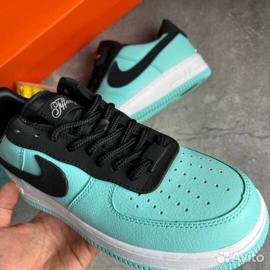 Nike Air Force 1 Low Tiffany & Co. 1837