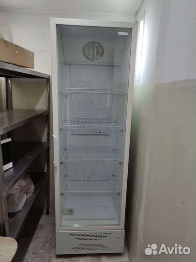 Холодильник витрина