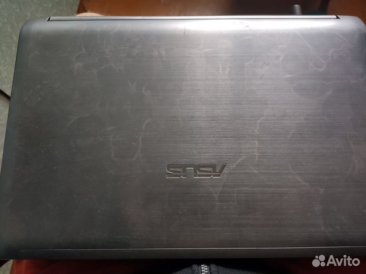 Ноутбук asus