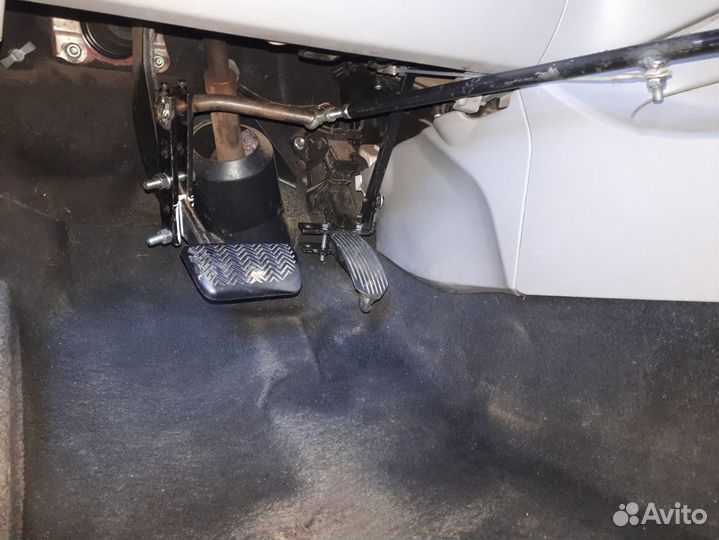 Ручное управление автомобилем