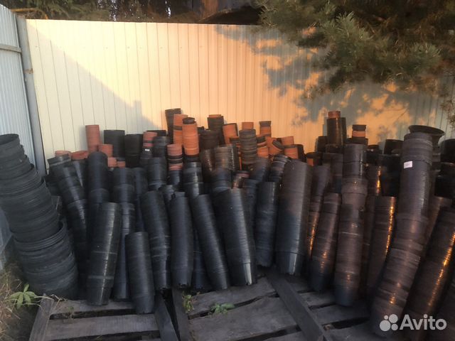 Горшки пластиковые б/у