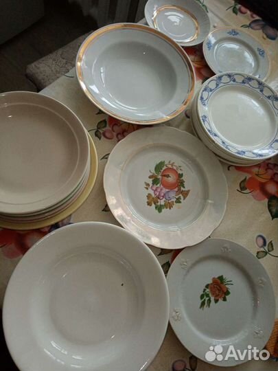 Вазочки для салатов и тарелки